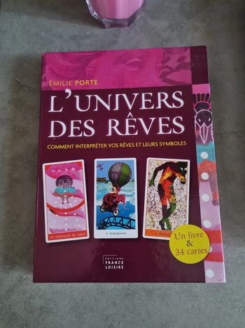 L'univers des rêves de Émilie porte