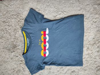 Tee-shirt taille 5 ans