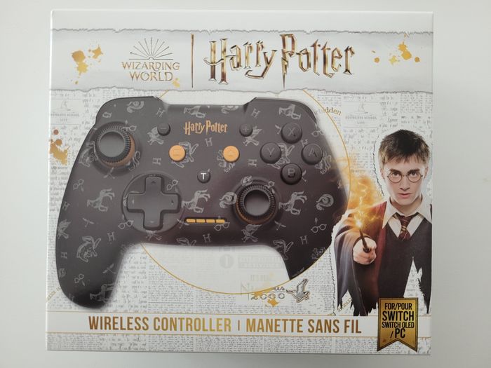 Lot manette + sacoche Nintendo Switch Harry Potter - photo numéro 2