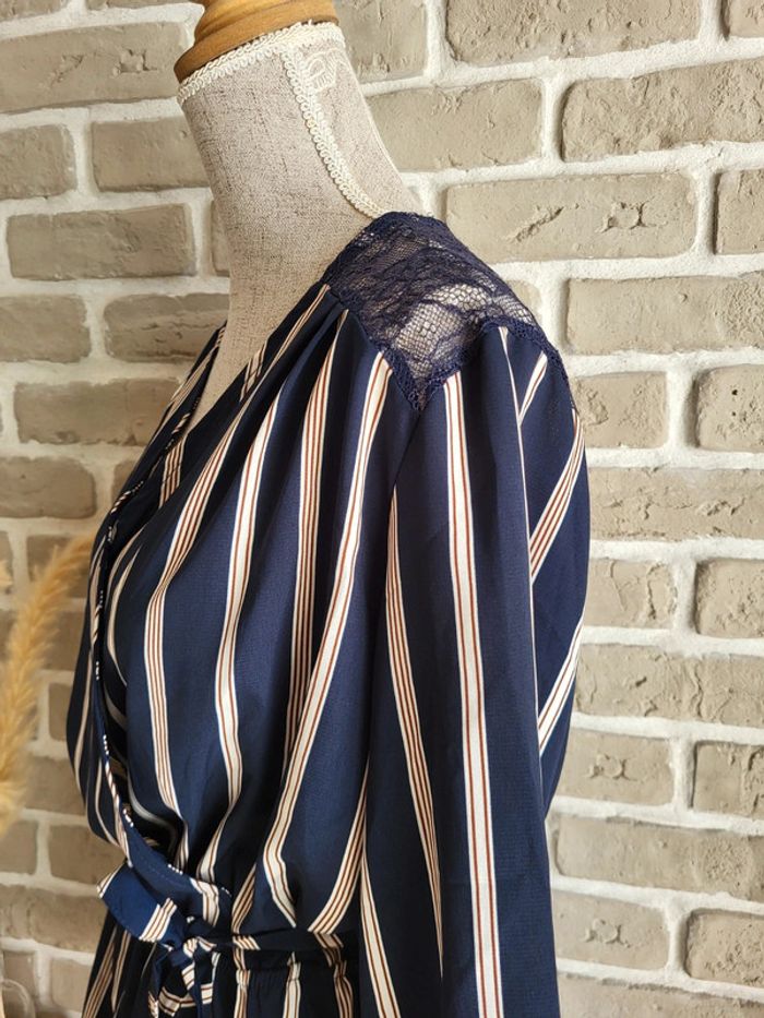 Blouse cache-cœur avec ceinture et dentelle Cache Cache - Casual chic - photo numéro 6