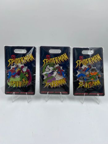 Lot de 3 Pin's Marvel - Spider-Man vs. ses Ennemis - Édition Limitée - Disney store