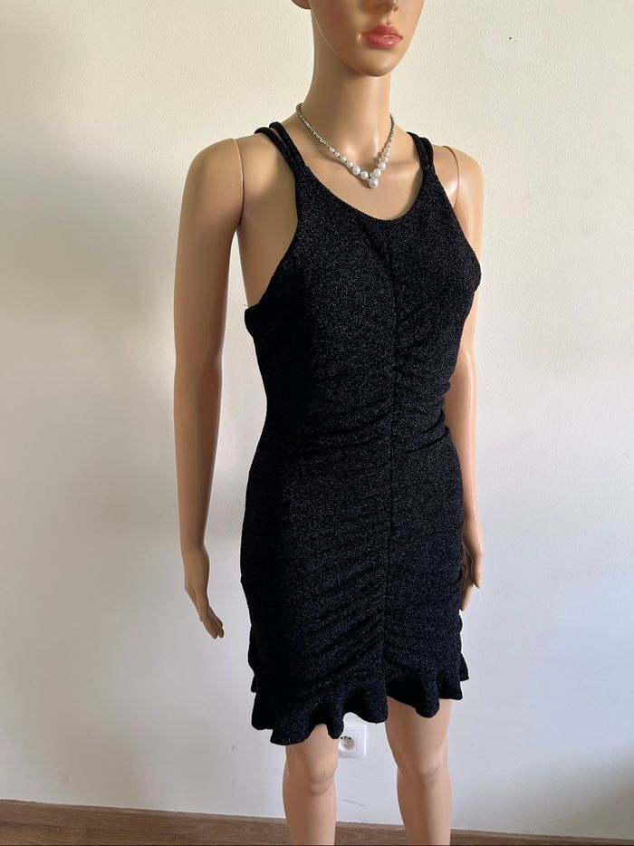 Robe noire et pailletée neuve Morgan taille 40 (valeur 60€) - photo numéro 2