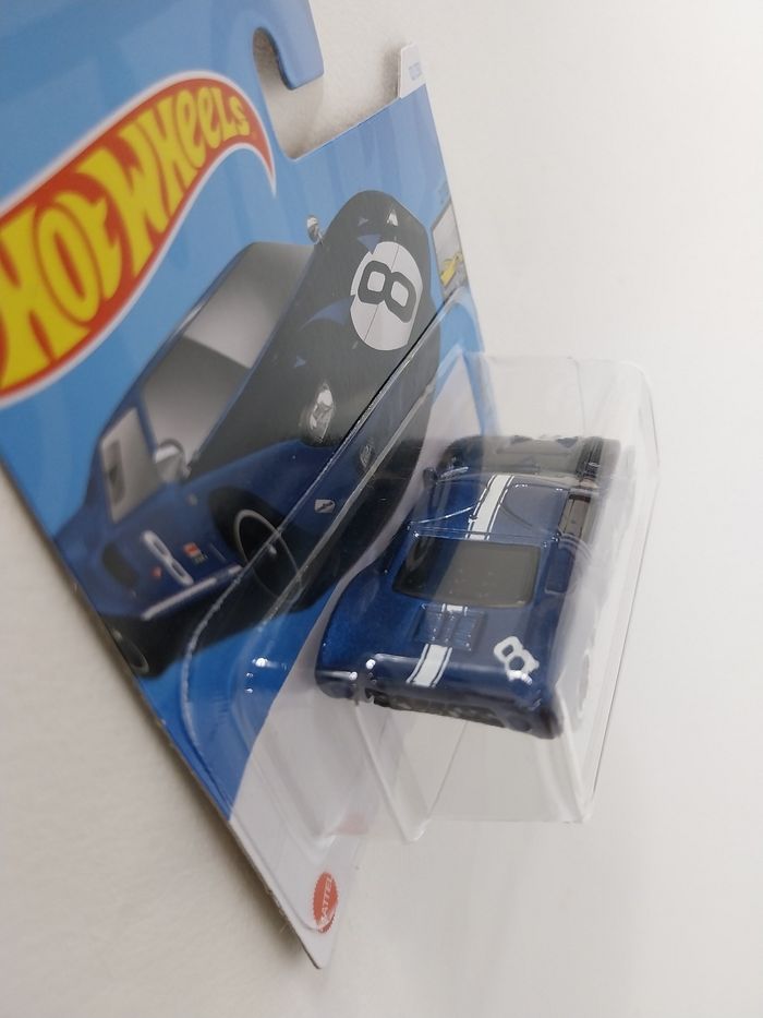 Hot Wheels Ford GT 40 Eight Ball 2024 - photo numéro 6