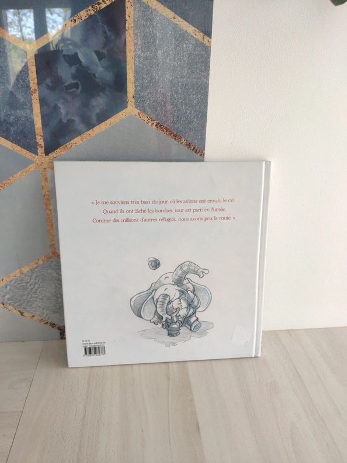 Livre enfant sur la guerre Mémoire d'éléphant Pog Blondelle - photo numéro 2