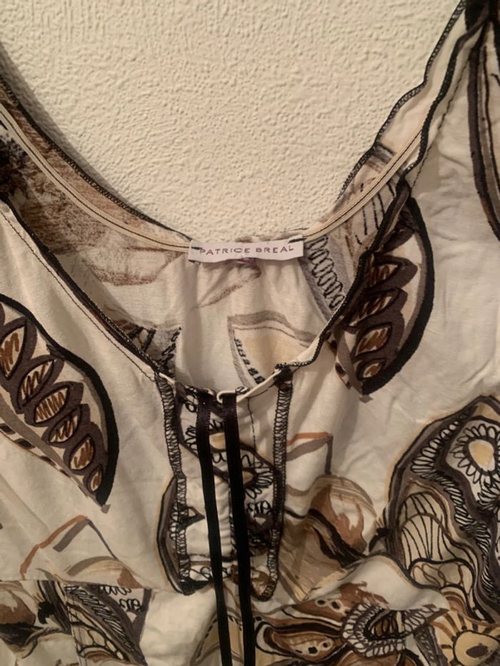 haut décolleté - photo numéro 3