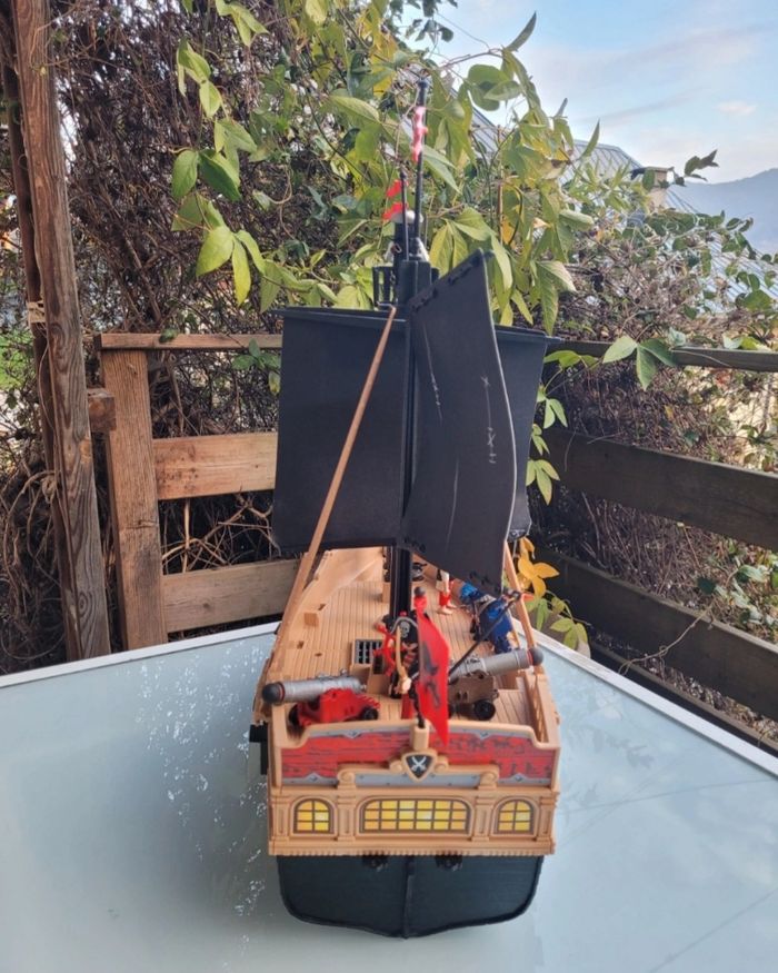 Superbe Playmobil Bateau pirates des ténèbres playmobil 6678 💀 +accessoires +perso - photo numéro 9