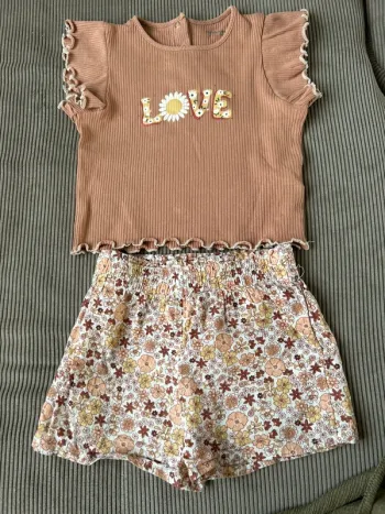 Ensemble floral Vertbaudet 24 mois