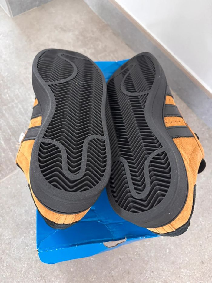 baskets Adidas Campus Neuves Taille 41 1/3 - photo numéro 8