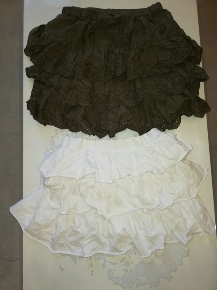 Lot jupes 10 ans - photo numéro 2