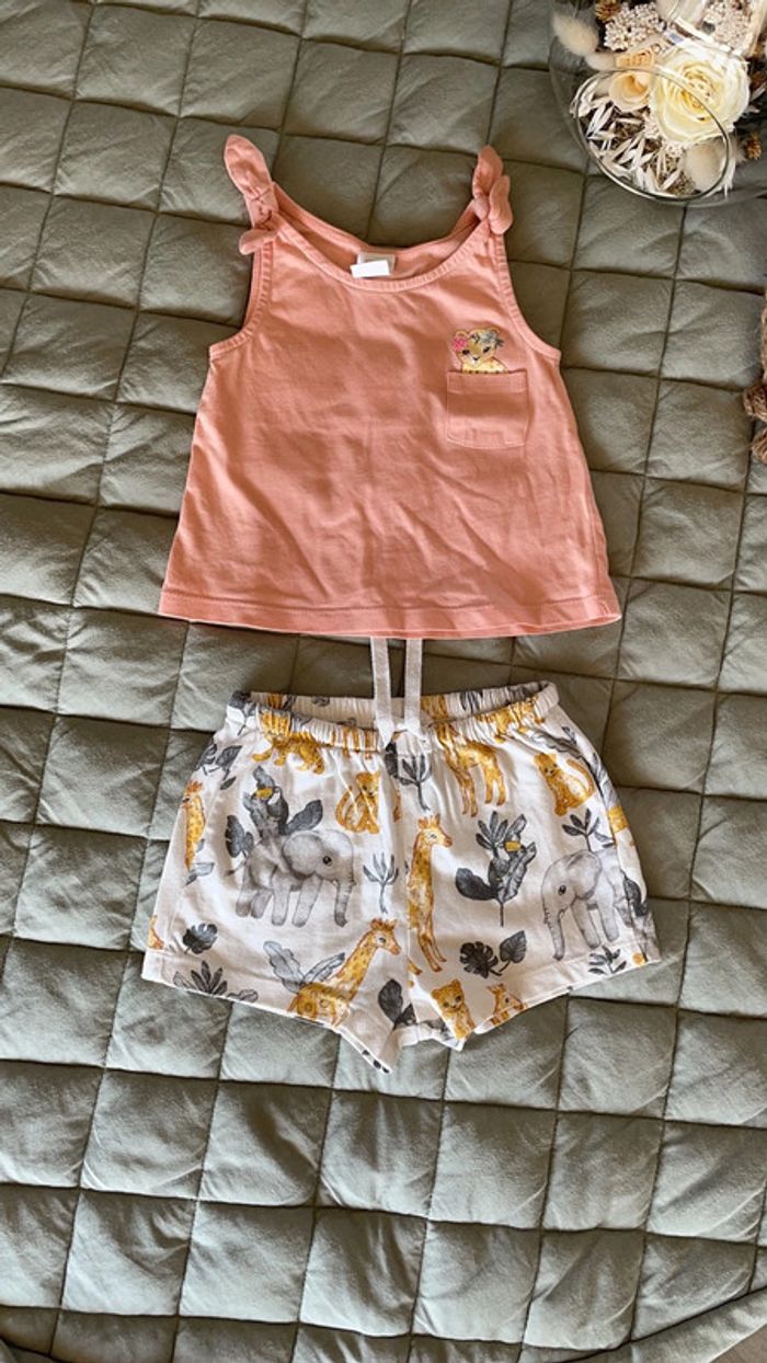 Ensemble H&M 6 mois short/tshirt - photo numéro 2