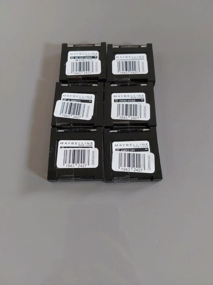 Fards à paupières neuf - photo numéro 2