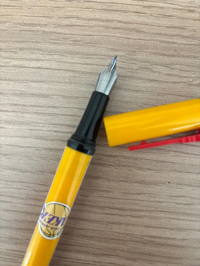 Stylo plume NBA Lakers - photo numéro 4