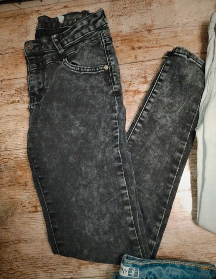 Lot de 3 Jeans skinny taille S 36 - photo numéro 5