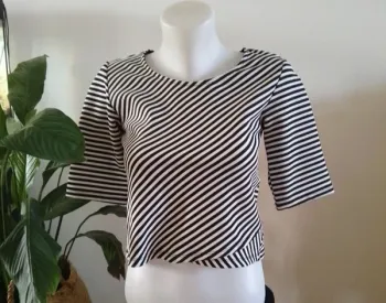 Haut court jennyfer taille S - polyester et élastane