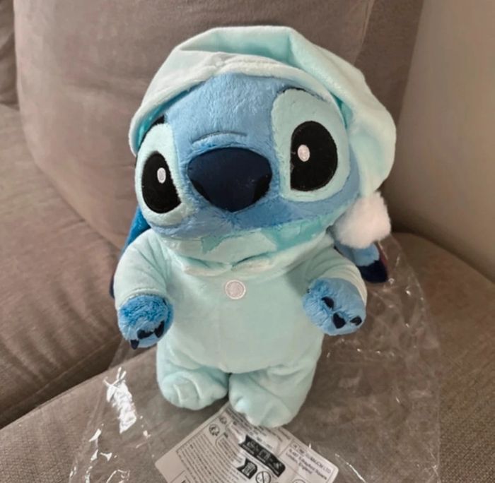 Peluche stitch en pyjama Disney - photo numéro 6