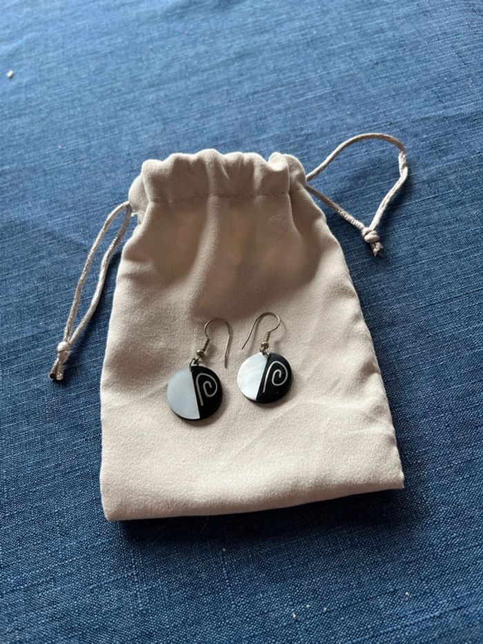 Petites boucles style ethnique - photo numéro 2