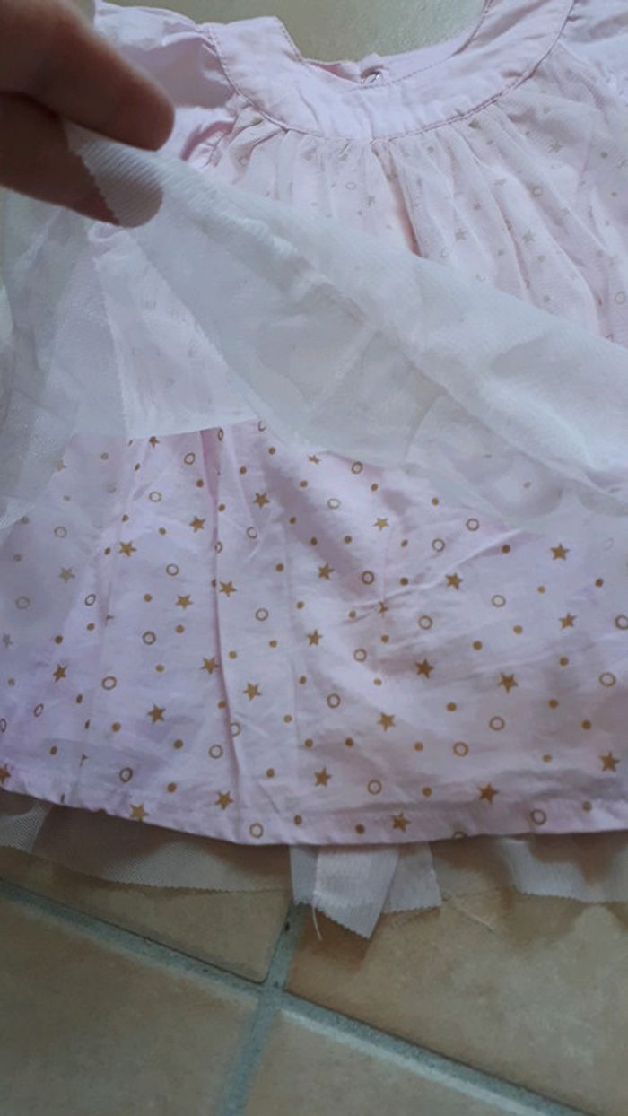 Robe 1 mois 56cm - photo numéro 2