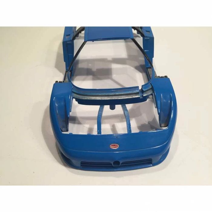 Carcasse carrosserie burago pièce détachée miniature bugatti EB110 1991 1/18 1/18e #A4 - photo numéro 4