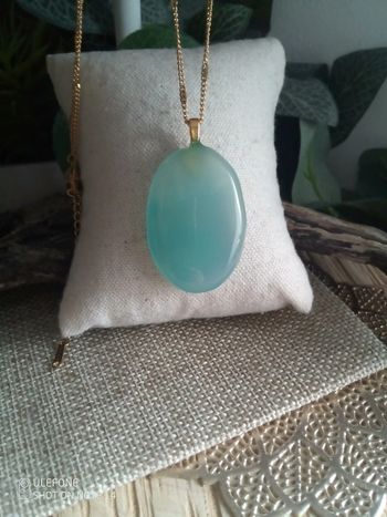 Collier pierre Aqua calcédoine naturelle