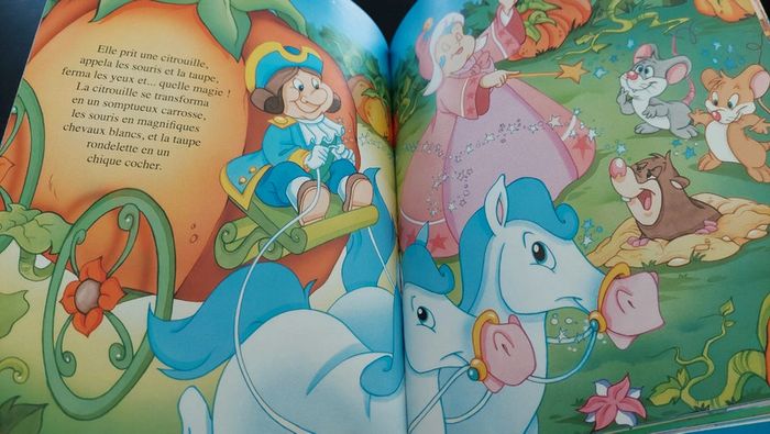 Livre Blanche Neige et autres contes - photo numéro 3