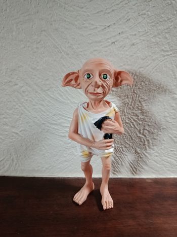 A saisir , encore en boîte , figurine HARRY POTTER " Dobby " 