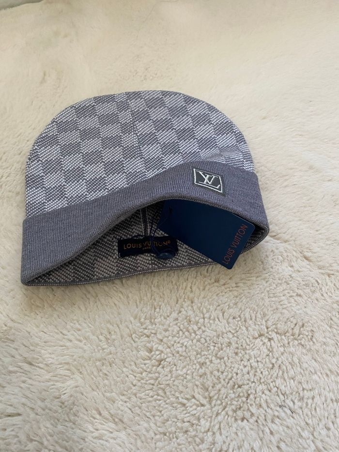 Bonnet - photo numéro 3