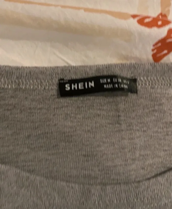 🩶 Pull gris léger Shein à manches dentelle - Taille M - photo numéro 3