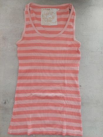 Robe à bretelles larges