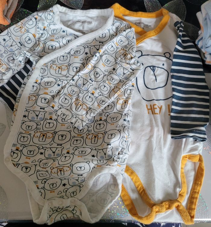 Lot 2 bodies 6 mois