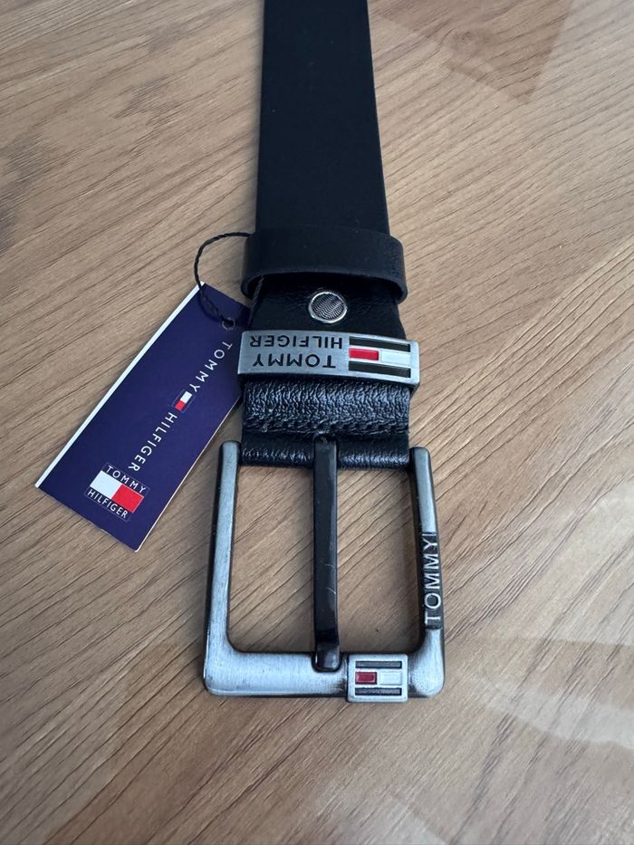 Ceinture Tommy Hilfiger neuve - photo numéro 3