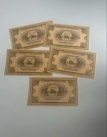 Lot NEUF 🎟️ de 5 tickets Harry Potter de gare du quai numéro 9 3/4