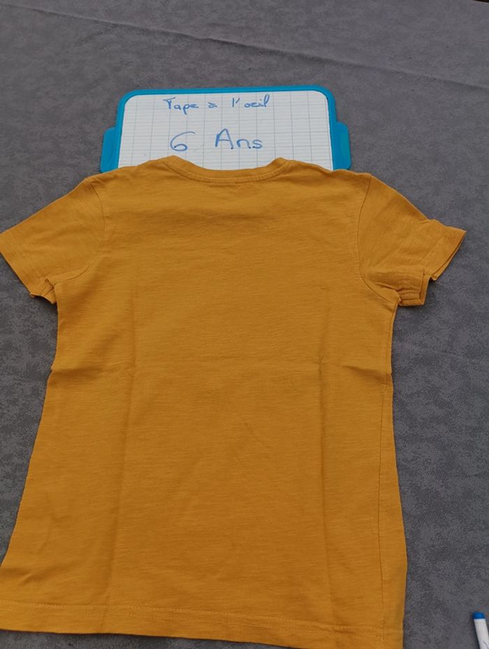 T shirt moutarde - photo numéro 2