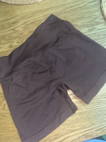 Short de sport taille M 