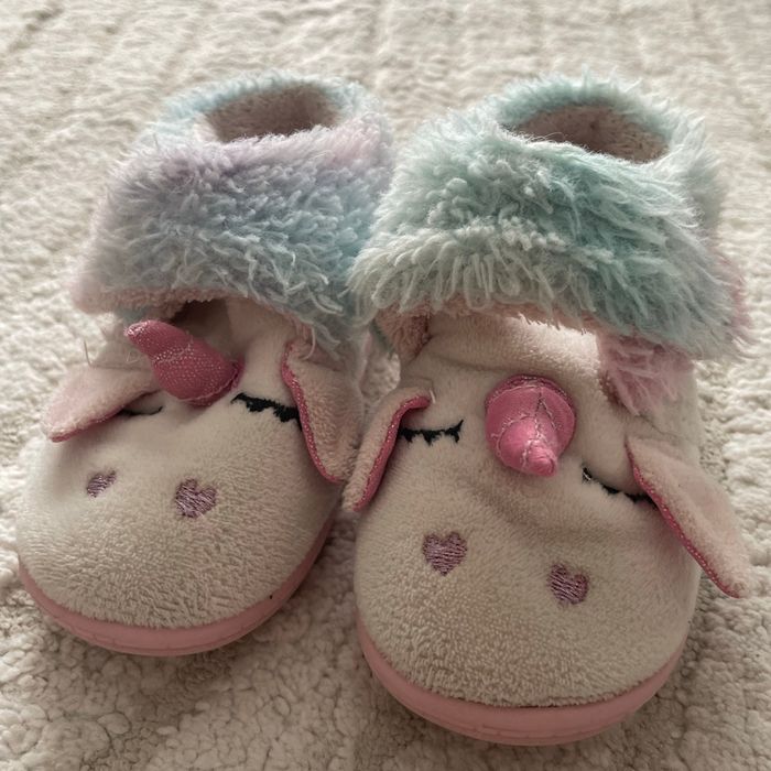 3 paires de chaussons 22/23 - photo numéro 4