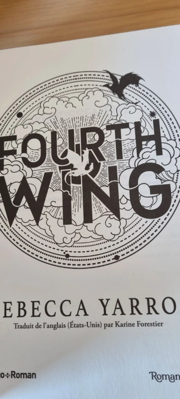 Box Fourth Wing avec défaut + Goodies - photo numéro 12