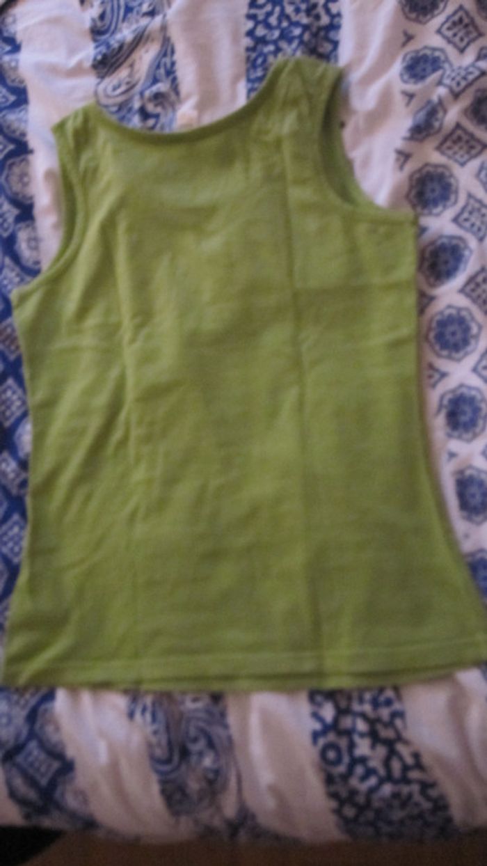 Haut vert - photo numéro 3