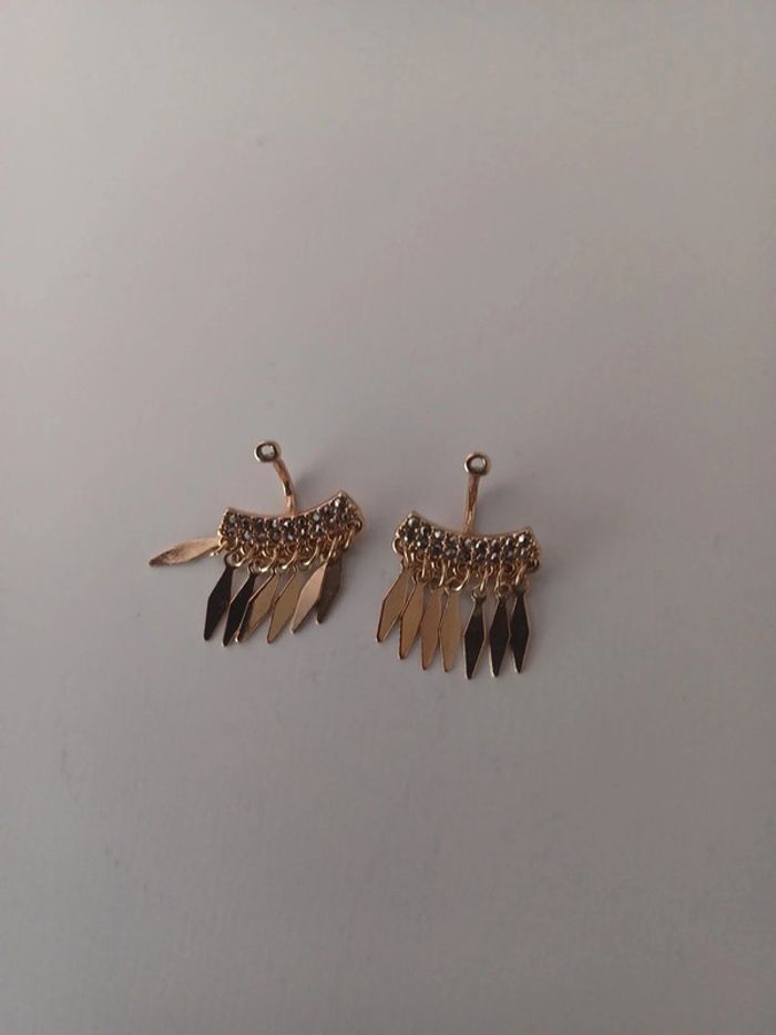 Rajout boucles d'oreilles