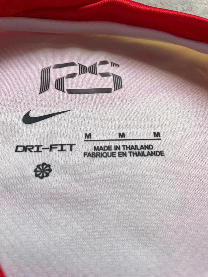 Maillot concept foot Barcelone jaune rouge édition Flamme taille M - photo numéro 8