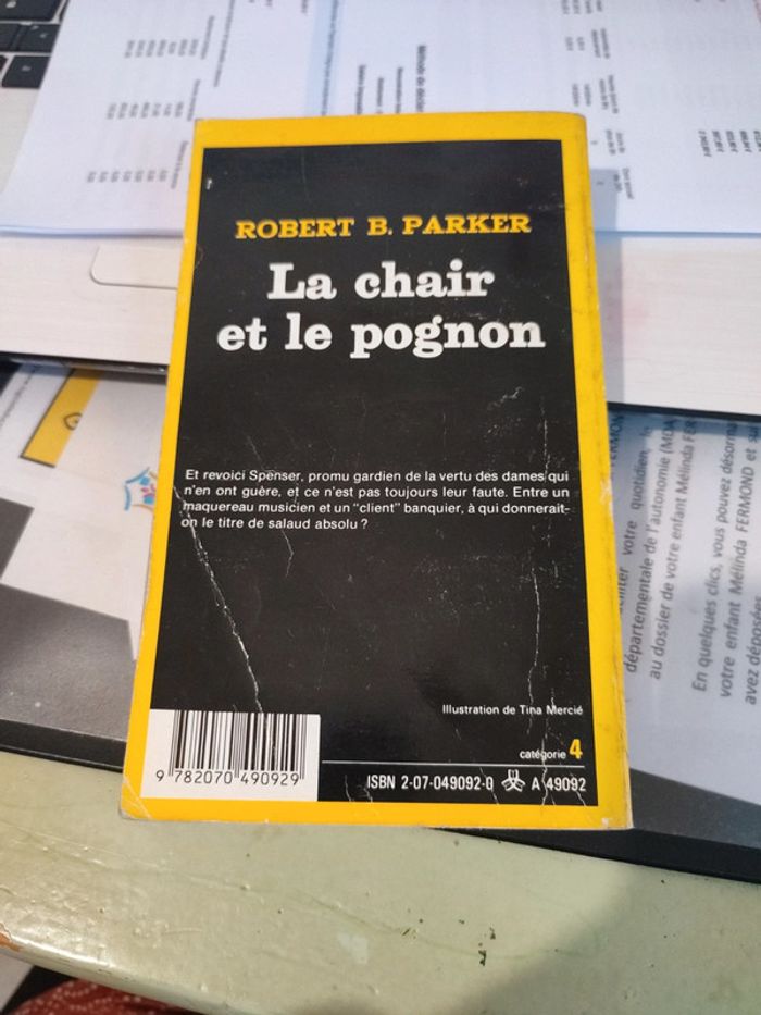 La chair et le pognon de Robert e Parker - photo numéro 2
