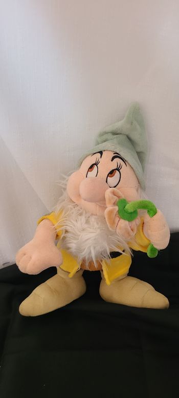 Peluche Disney Bashful Blanche-Neige Les 7 Nains, modèle vintage