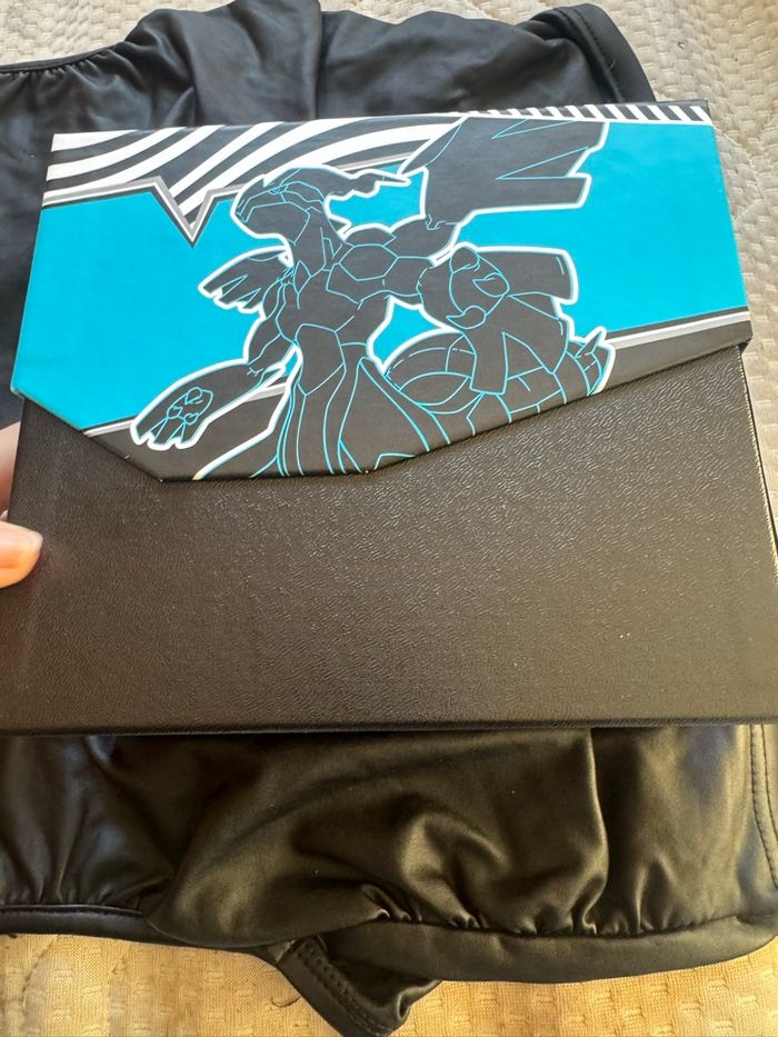 Coffret carte Pokémon à jouer et à collectionner