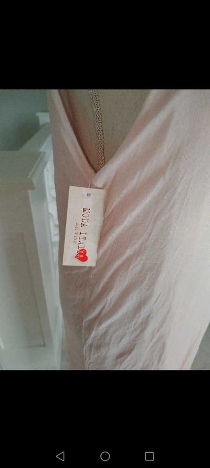 Robe d'été mi-longue à bretelles rose clair - photo numéro 4