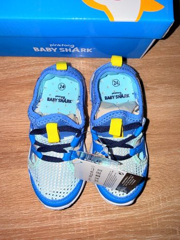 Basket  baby shark type geox T24