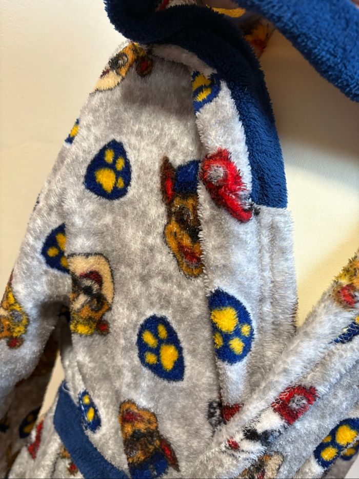 Peignoir garçon taille 122/128 - photo numéro 4