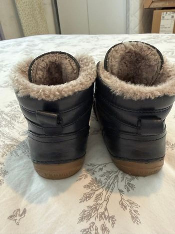Bottines avec fourrure / taille 23 - photo numéro 5