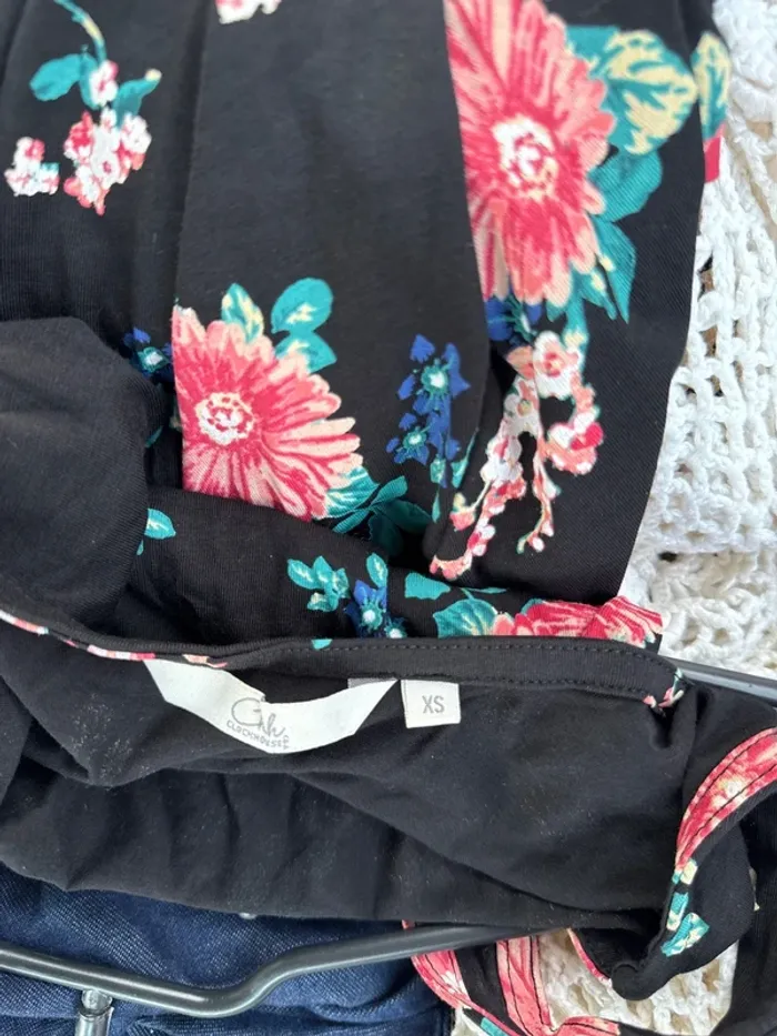 Jolie petite robe sans manches neuve taille XS/S - photo numéro 4