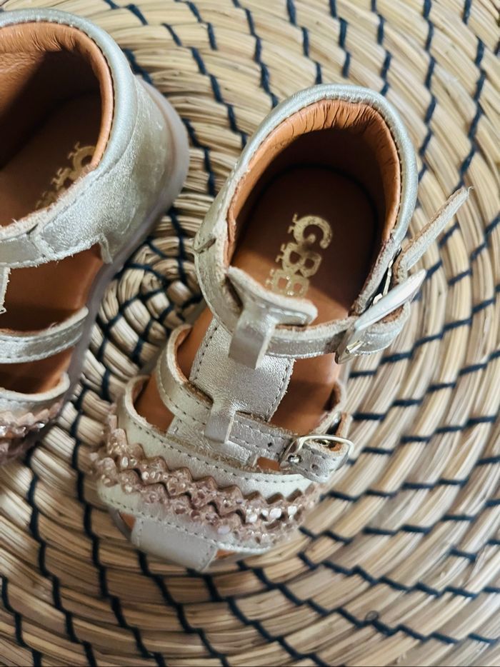 Chaussure bébé fille - photo numéro 2