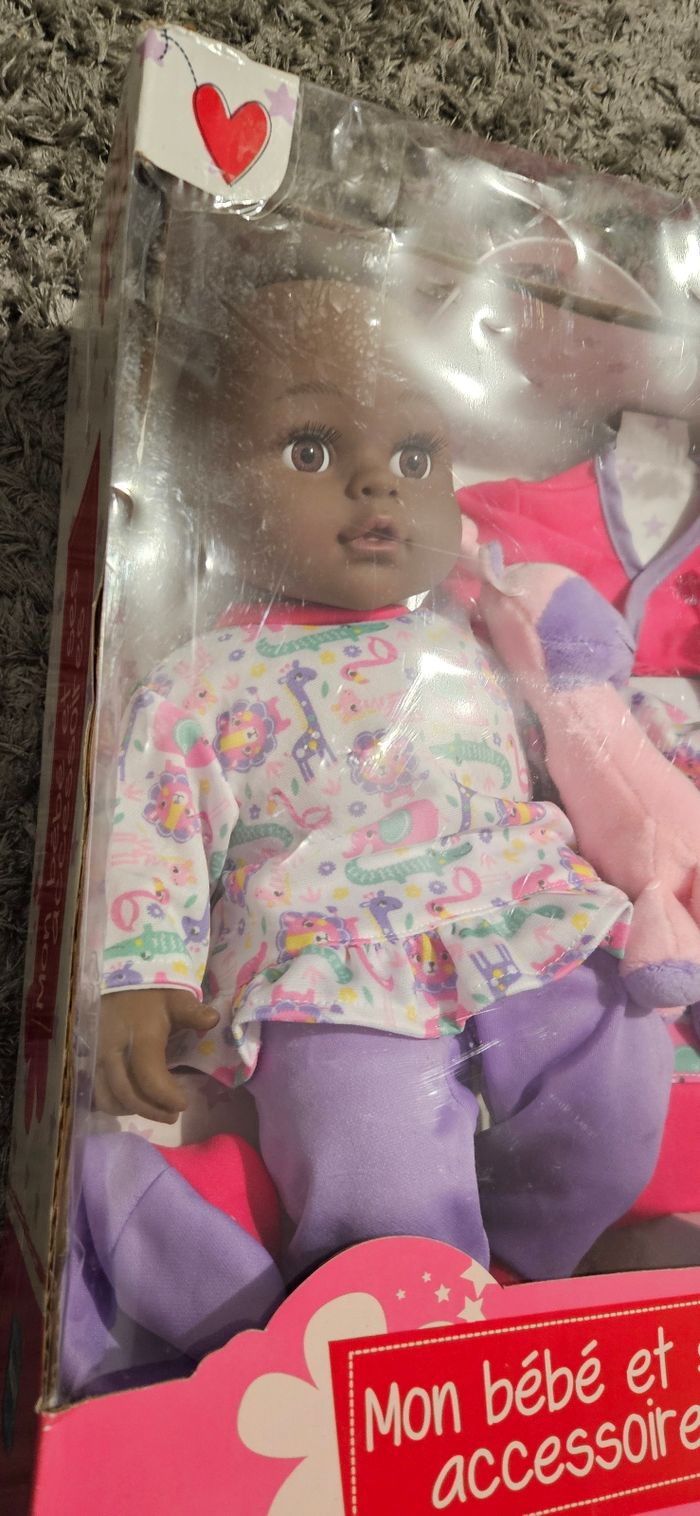 Poupée et ses accessoires mojy - photo numéro 8