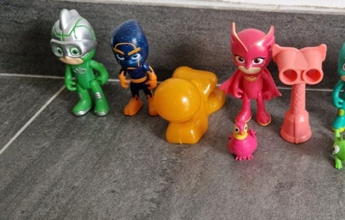 Lot de figurines pyjamasques articulées - photo numéro 2