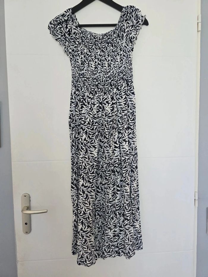 Robe longue bleu et blanche